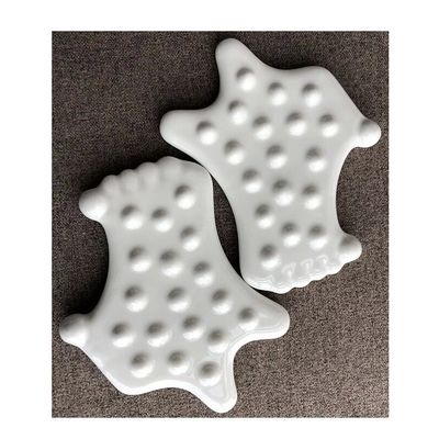 Soulevez facilement votre peau et détendez vos muscles avec l'outil de massage Gua Sha en céramique blanc