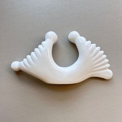 Logo personnalisé Disponible outil en céramique Guasha pour le best-seller Guasha Massage du visage Retrait de mains Soulagement après l'exercice