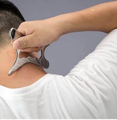 Propriétés 304 en acier inoxydable Gua Sha planche de massage du cuir chevelu pour les soins de la santé de la peau et le masseur de relaxation musculaire fasciale