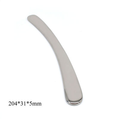 Propriétés de l' argent en acier inoxydable de qualité médicale Outils de Gua Sha pour la beauté Propriétés du masseur 5 en 1 ensemble