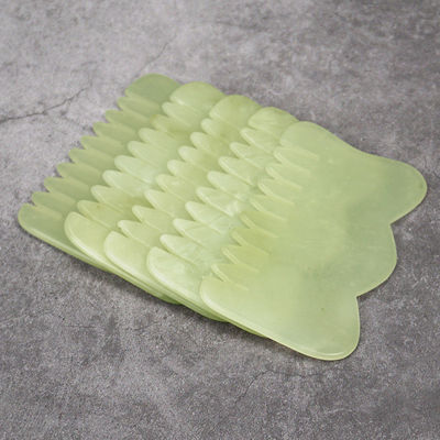 Équipement de massage de la tête Peigne de cheveux de jade Peigne de massage Guasha pour la beauté et les propriétés de Xiuyan Jade