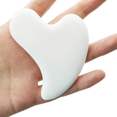 La planche en céramique Gua Sha est la solution parfaite pour détendre les muscles et réduire la douleur