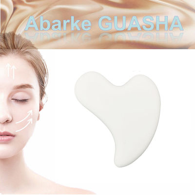 La planche en céramique Gua Sha est la solution parfaite pour détendre les muscles et réduire la douleur