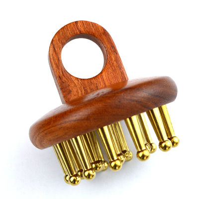 2024 Peigne de massage corporel brun cuivre cuir chevelu masseur brosse à cheveux pour les soins capillaires Dégrager les méridiens et soulager les maux de tête