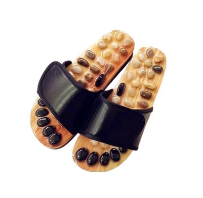 Fonction musculaire du corps Pierres naturelles hautement polies Pebbles anti-glissants souliers EVA Massage des pieds en point d'acupression Chaussettes d'acupression