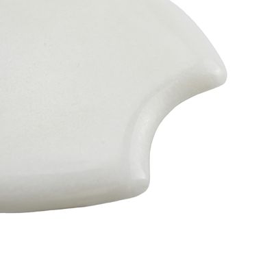 Outil de salon de beauté de soins de la peau de la pierre de jade blanche naturelle Gua Sha Scraping Board pour la massothérapie du corps