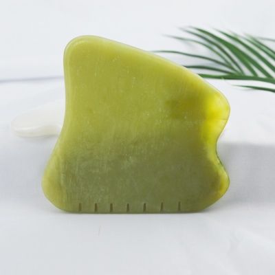 Dites au revoir à la tension musculaire et bonjour à la peau rayonnante avec Xiuyan Jade Gua Sha Scraping Board