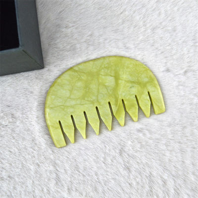 Logo personnalisé Logo disponiblePure Xiuyan naturel de pierre de jade Peigne de tête Scalpe Guasha Outil de massage bas MOQ Peigne Gua Sha