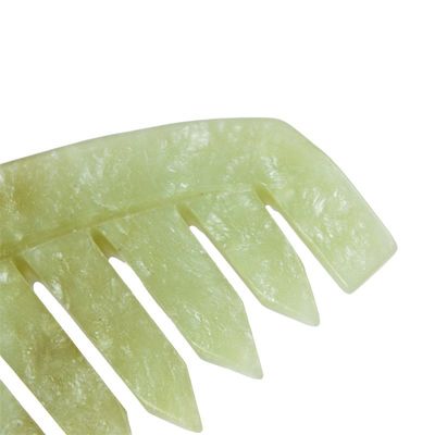 Peigne de massage au Jade Xiuyan pour le Gua Sha
