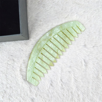 Peigne de massage au Jade Xiuyan pour le Gua Sha