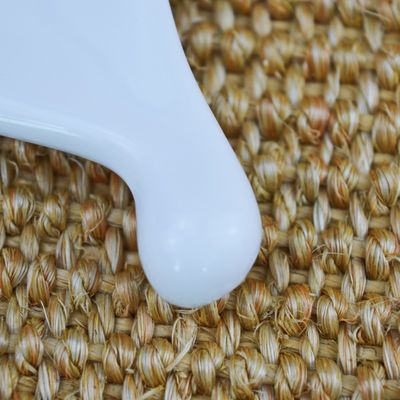 Plaque en céramique Gua Sha pour détendre les muscles sur tout le corps style soins médicaux personnels