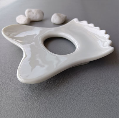Logo personnalisé Disponibled Mini Ceramique Gua Sha Outil de massage Massage corporel pour le cou Visage et soins de la peau Spa lifting du visage