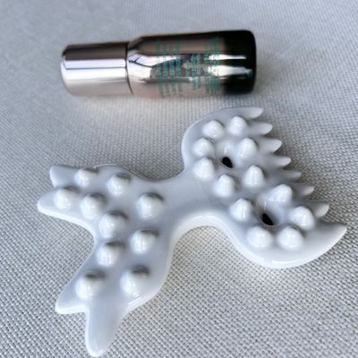Outil de massage corporel Gua Sha en céramique blanche Grattage de pierre Guasha pour le soin de la peau