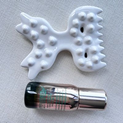 Outil de massage corporel Gua Sha en céramique blanche Grattage de pierre Guasha pour le soin de la peau