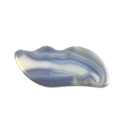 La planche à gratter Agate Gua Sha est l'outil de massage essentiel pour les soins personnels en 2023