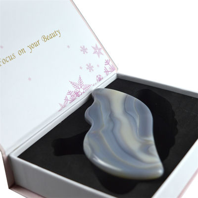 La planche à gratter Agate Gua Sha est l'outil de massage essentiel pour les soins personnels en 2023