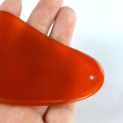 2024 Carnélien rouge Gua Sha Board Les soins de santé essentiels Agate Guasha pierre pour le massage du visage et les soins du visage