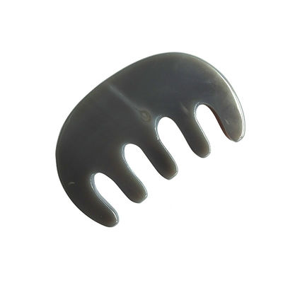Découvrez les bienfaits de l' Agate Gua Sha Comb Parfait pour le massage de la tête et les soins de beauté
