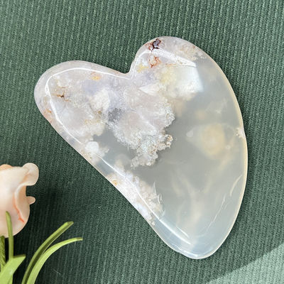 Réparation naturelle des mains Jade en forme de cœur Facial Gua Sha Massage Sakura Agate Rasage du visage pour la physiothérapie