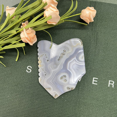 Grise Agate Facial Guasha Levé de la peau Firming naturel de guérison des mains Jade Gua Sha Outil de massage pour le raffermissement du visage et de la peau