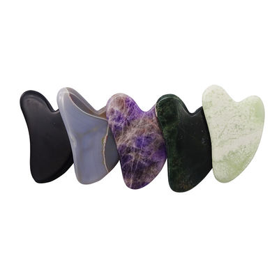 Massageur en forme de cœur Gua Sha Board Jade Stone pour le massage du visage SPA Traitement d'acupuncture