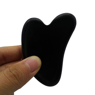 Pierre Bian noire naturelle en forme de cœur Outil de massage Gua Sha pour la méditation relaxante