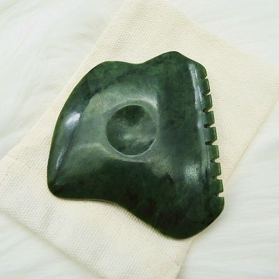 Logo personnalisé Nephrite vert Jade Anti-cellulite Guasha Scraper pour les soins de la peau du visage