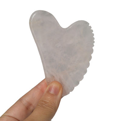 Masseur de Guasha de forme rose rose de cœur de quartz de jade outil de massage de plaque de Gua Sha pour les soins de santé personnels OEM / ODM