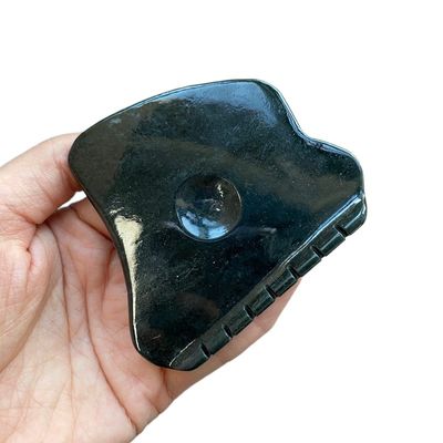Sculpture du visage Néphrite vert foncé Jade Gua Sha Stones avec dents de crête et boucles de pouce 2021 Populaire