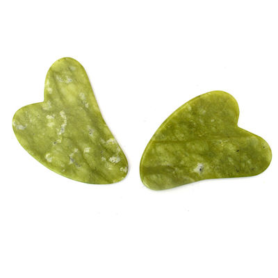 Vert 7.6cm*5.5cm*0.2cm Xiuyan Jade Forme de cœur Facial Jade Guasha Massageur Tableau Gua Sha Massage Outil pour les soins de santé