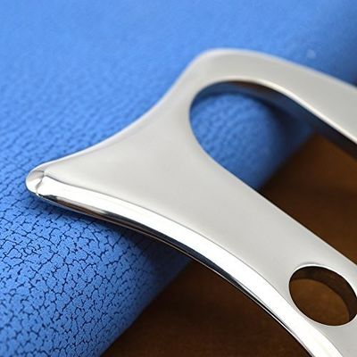Outil Gua Sha en acier inoxydable pour masseur de corps Outils de massage de grattage Environ 9,8 cm * 7,5 cm Masseur en métal Guasha