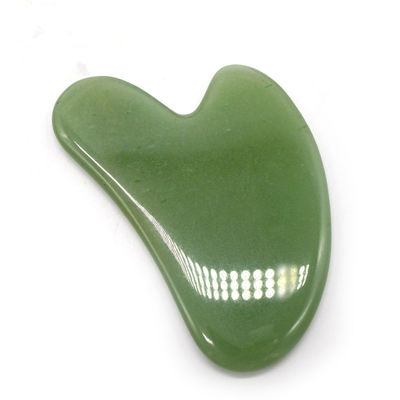 Accessoire de masseur de corps en forme de cœur Gua Sha Board en Jade Aventurine naturel en vert