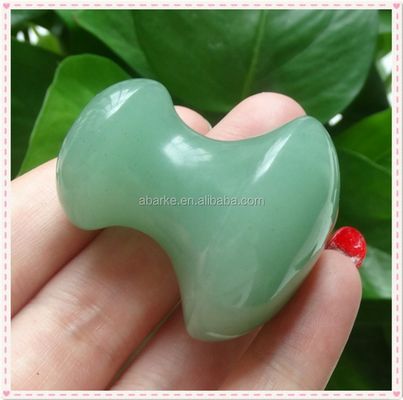 Pierre de massage Gua Sha en forme de champignon Aventurine verte artisanale outil pour le rajeunissement du visage