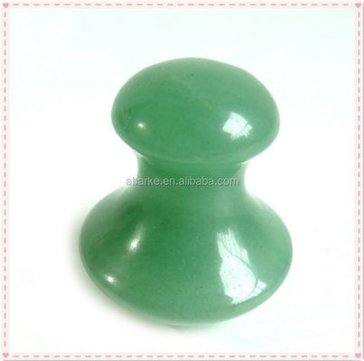 Pierre de massage Gua Sha en forme de champignon Aventurine verte artisanale outil pour le rajeunissement du visage