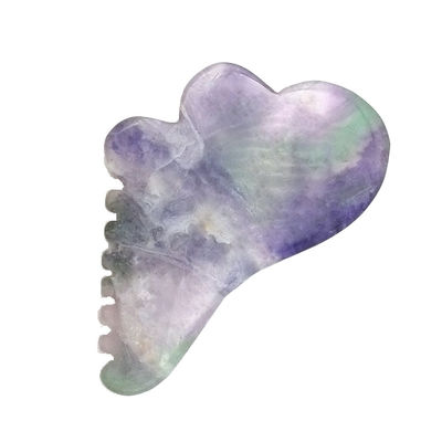 Fluorite arc-en-ciel naturel avec des outils de massage de grattage de gua sha colorés 95 * 55 mm