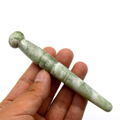 Gua Sha point de massage acupression Guasha masseur autocollant à main faite de jade vert naturel bâton de massage pour les propriétés des pieds
