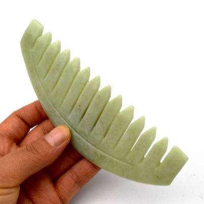 Masseur facial 2019 Gua Sha Xiuyan Jade rasage de massage peigne avec les cheveux pour réguler la fonction réguler le corps