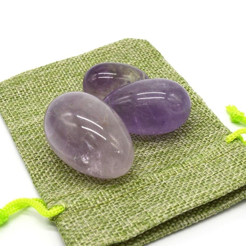 OEM Accepté Des œufs Yoni sculptés pour l' exercice vaginal Des œufs de jade d' améthyste naturellement percés