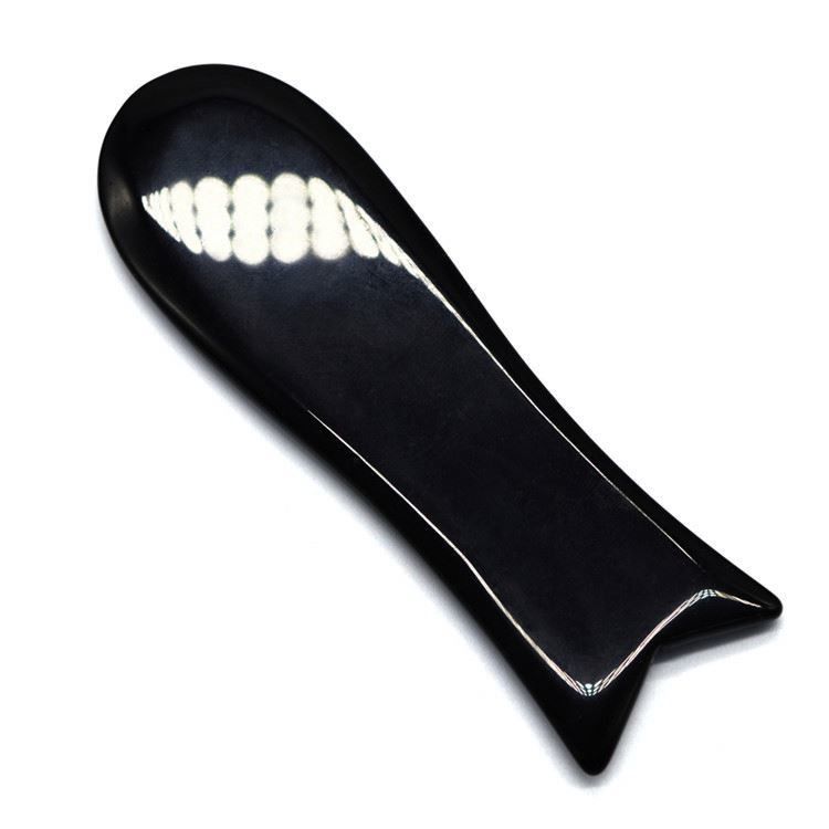 Outils de massage en forme de poisson en obsidienne Gua Sha Scraping pour le logo personnalisé